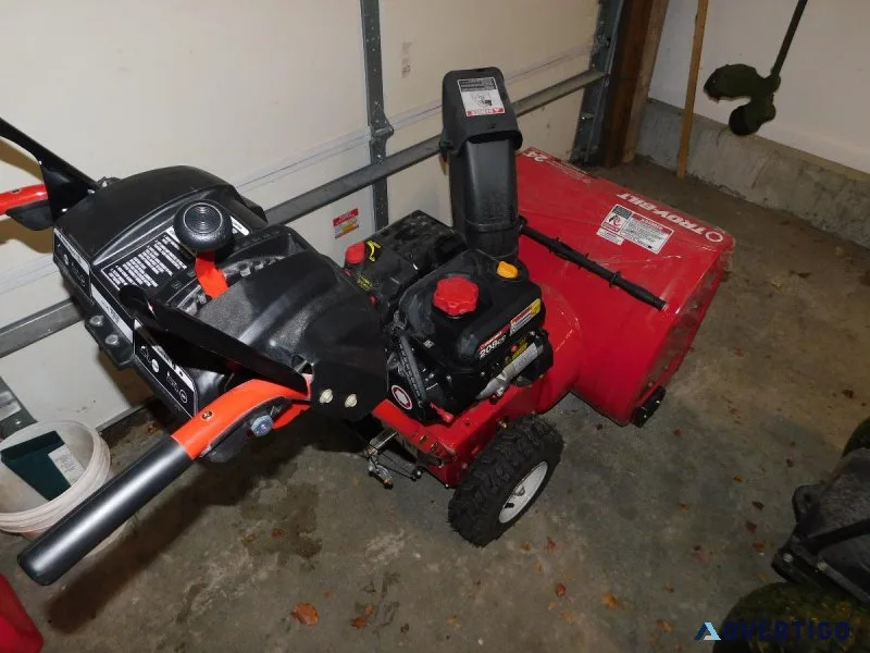 &quotSnow Blower&quot Troy Bilt Storm 2410