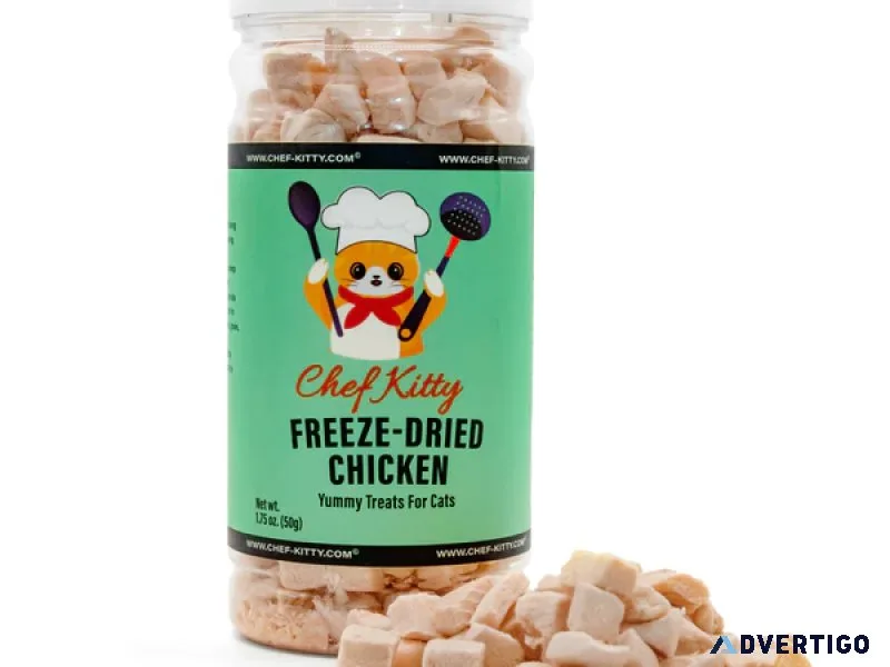 Delicious Freeze-Dried Chicken Treats Pamper Your Cat