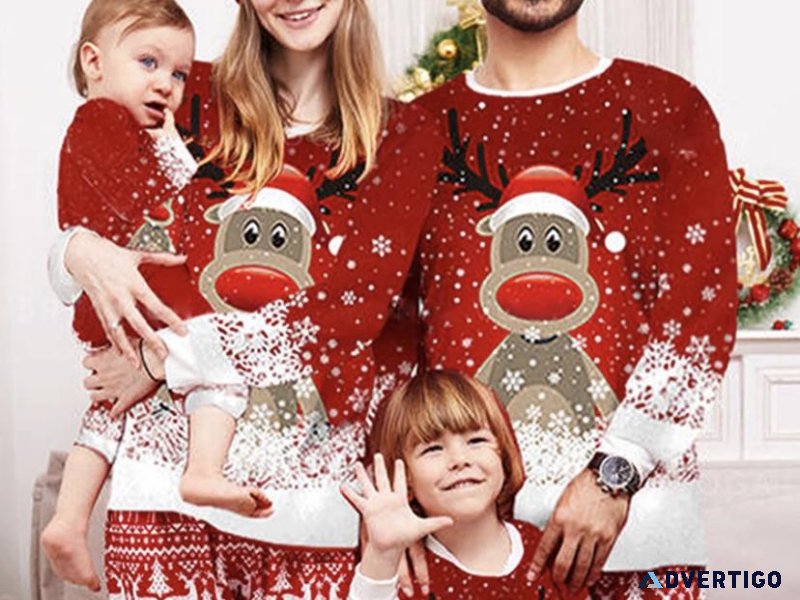 You can&rsquot forget matching pajamas for Christmas morning