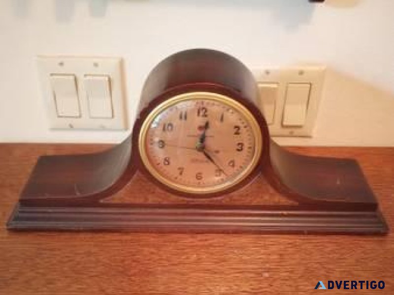 1930 s GE Telechron Electric Camel Back Mantle Clock