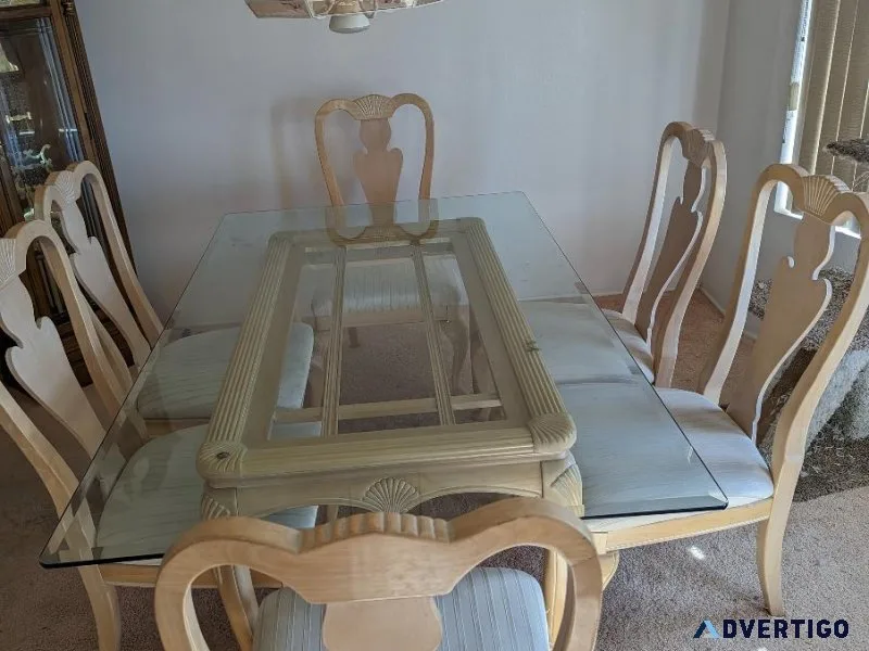 4x6 glass dining room table and 6 chairs