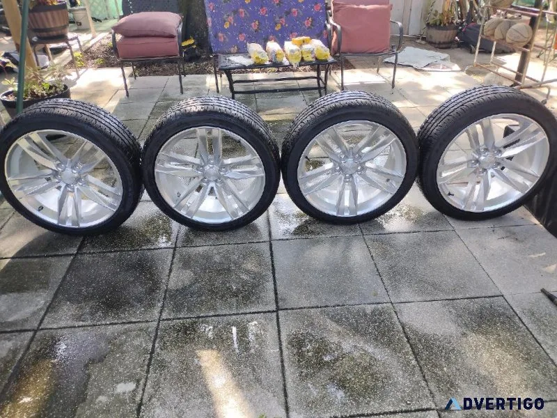 20&quot Chevrolet Camero RS alloy  20x8.5 OEM rims and tires