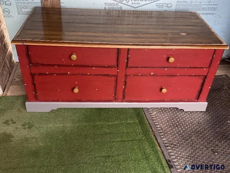Dresser