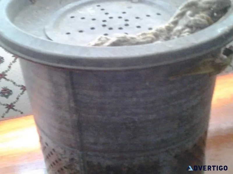 ANTIQUE MINNOW BUCKET