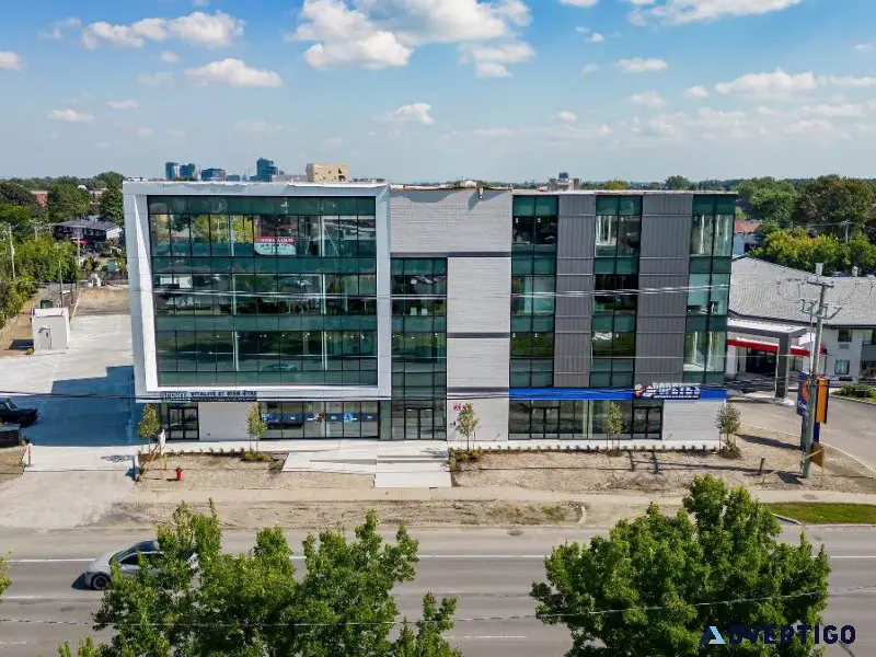 Space  Office for sale or rent 3404 sqft on 4th floor Brossard