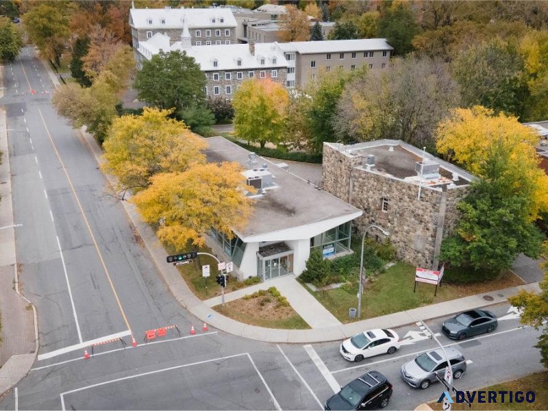 Space for restaurant or office 3289 sqft for rent Longueuil