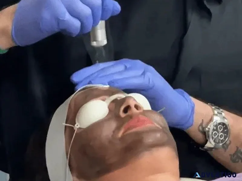 Best dermatologist in chandigarh - agelock skin clinic