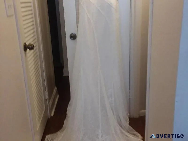 Original Vera Wang Wedding Gown