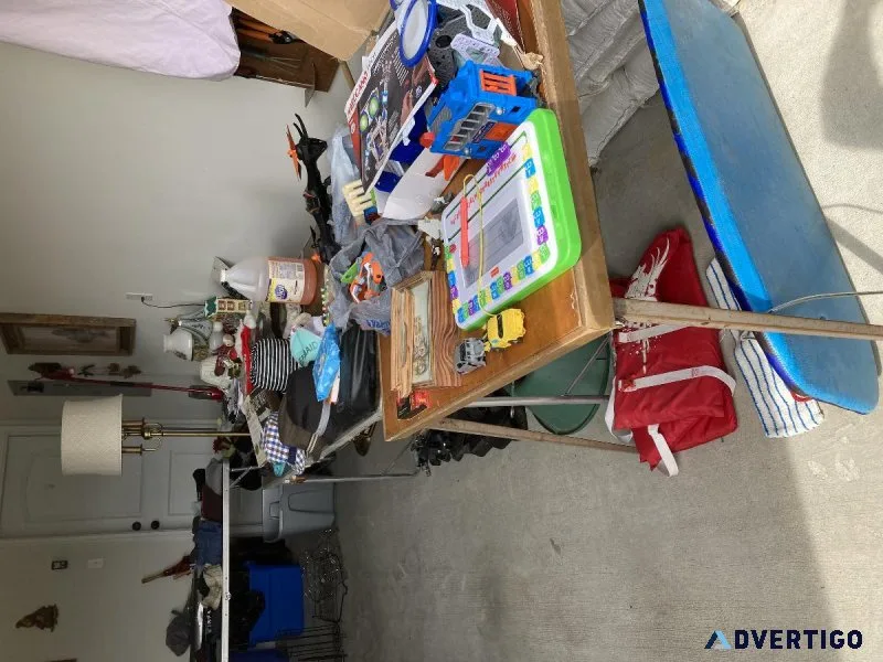 GARAGE SALE