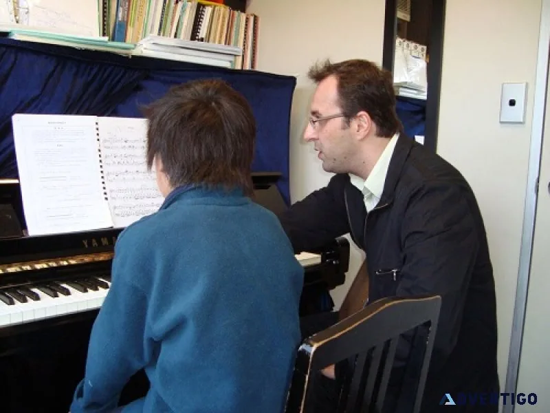 Looking for guitar teacher in auckland