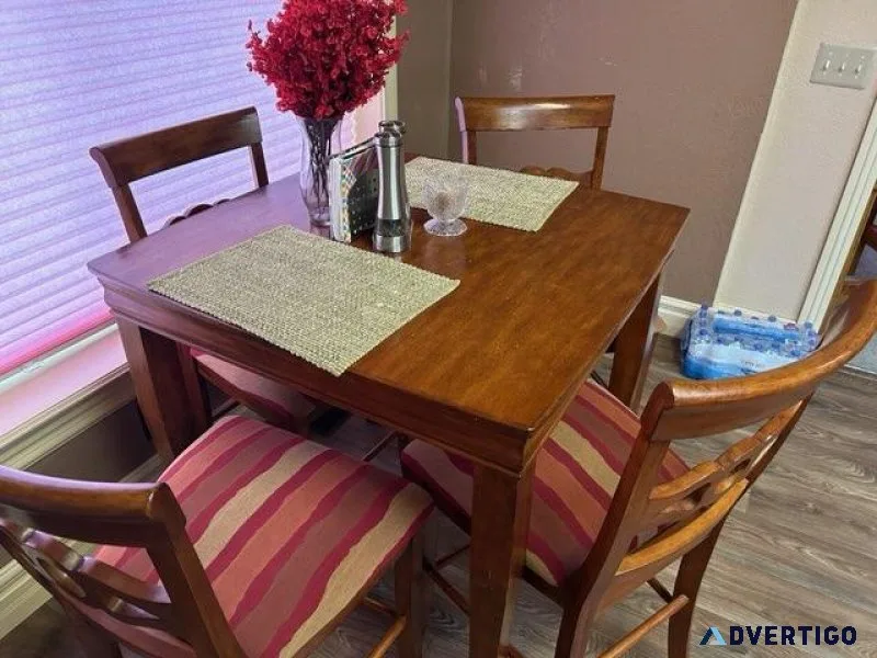 Counter Height Kitchen Table wChairs