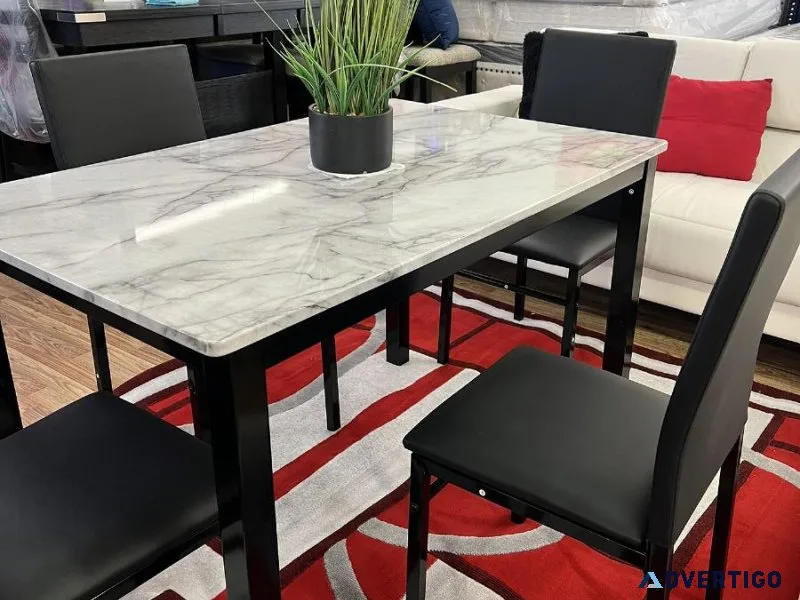New 5Pc Dining Set (new in box)
