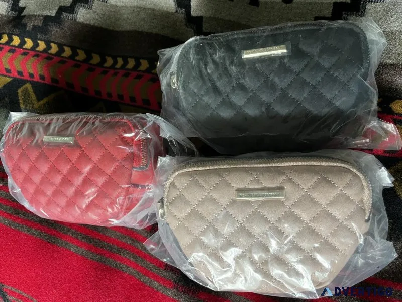 3 ladies purses