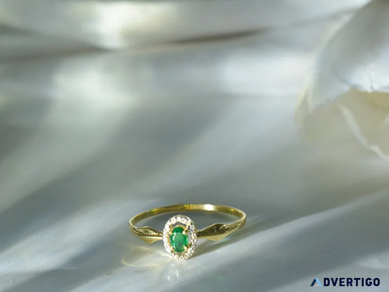 Buy zoya diamond rings online from dishis designer jewellery