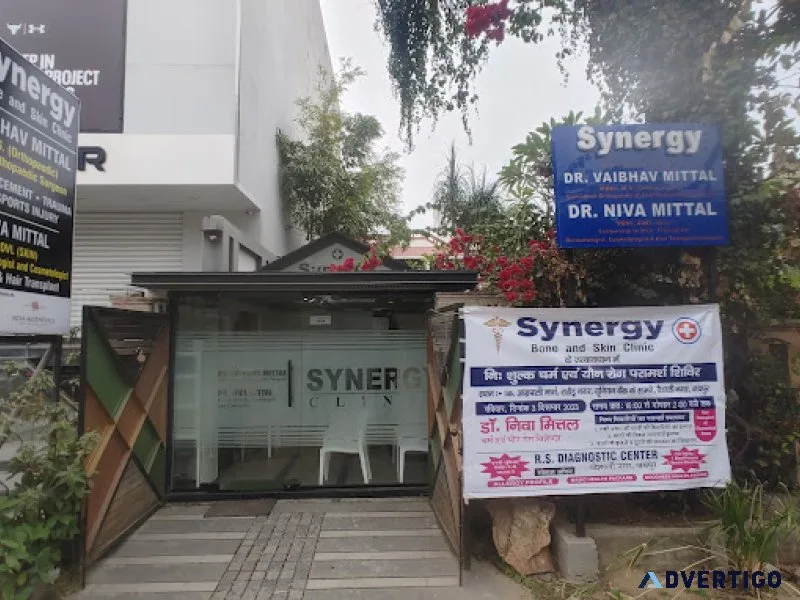 Knee replacement surgeon in vaishali nagar