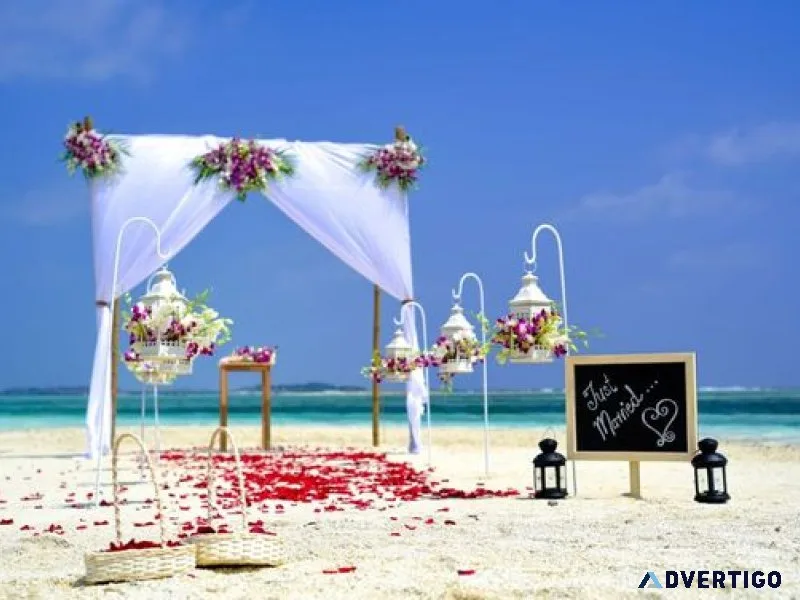 Engagement in havelock island beach