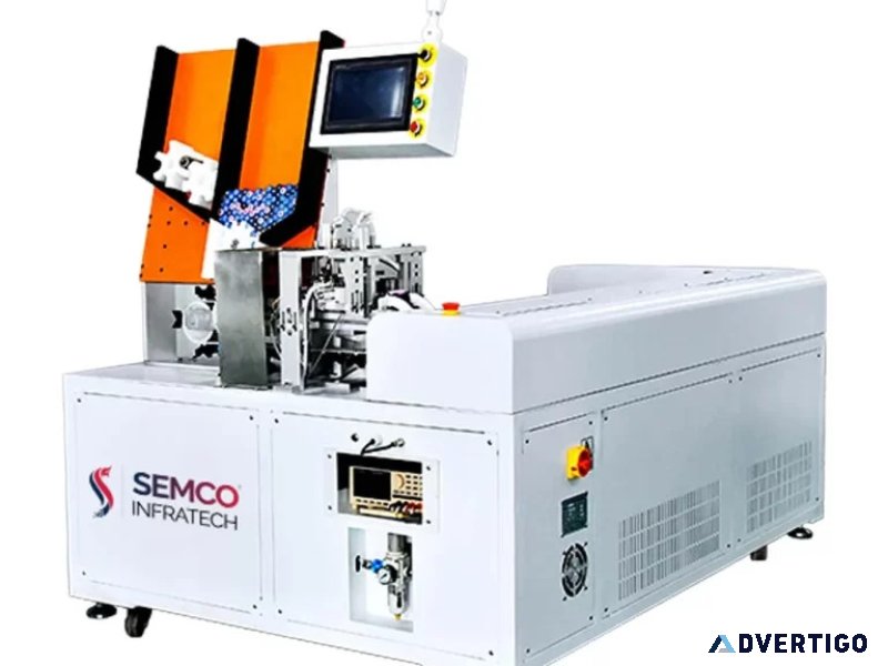 Cylindrical battery cell sorting and sticker pasting machine