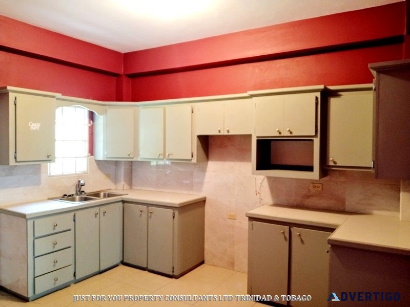 Townhouse for rent couva