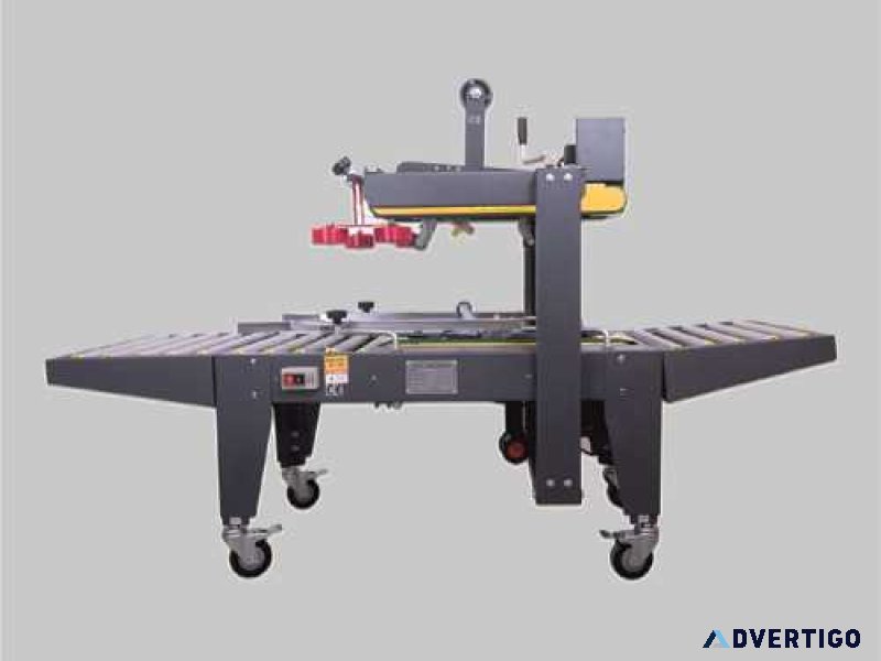 Cartoon sealing machine