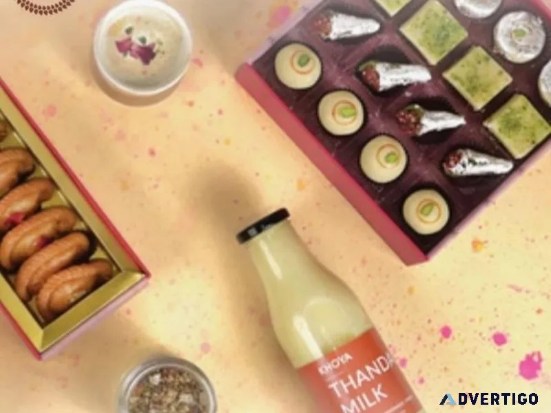 Buy holi gift hampers online | khoya mithai
