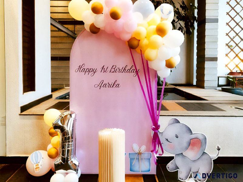 Looking for balloon decorations at home?