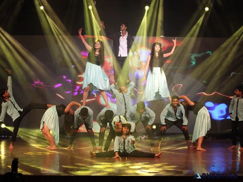 Buskers tilak nagar - best dance academy in jaipur