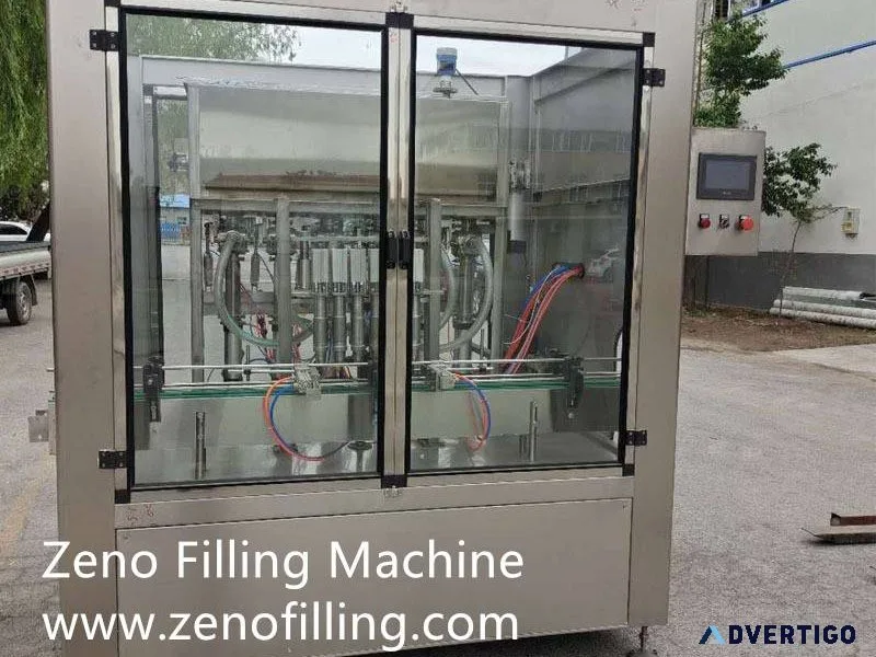 Liquid filling machine