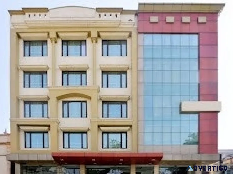 Hotel crown palace
