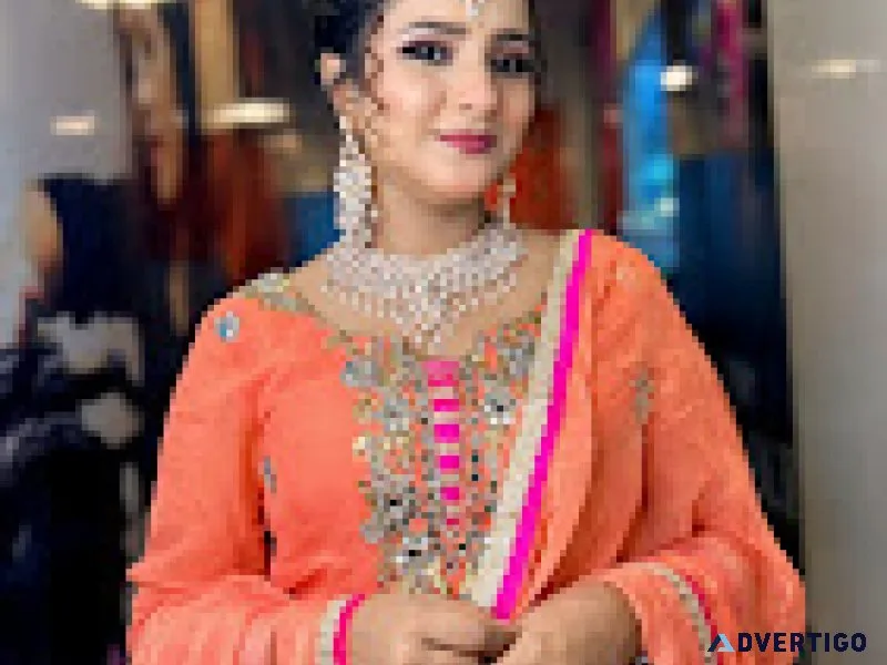 Beautician makeup training institute in delhi