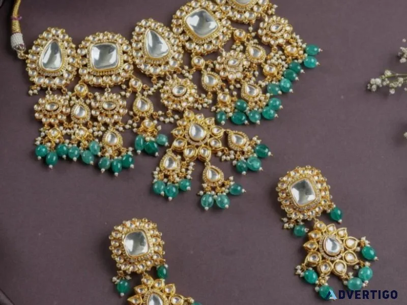 Ishhaara- sabyasachi kundan choker necklace set