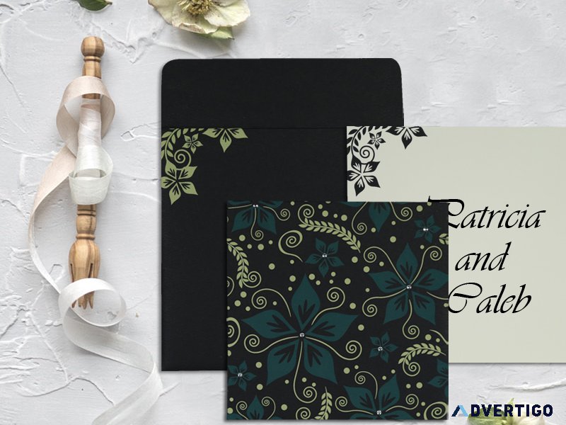 Floral wedding invitations | charming flower designs