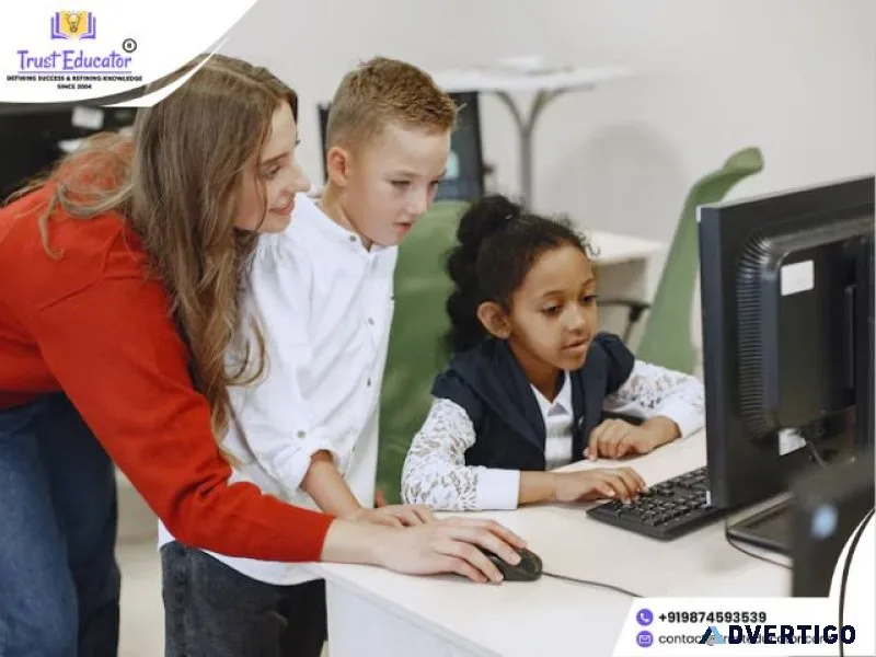 Qualified computer teacher for school and home tuition