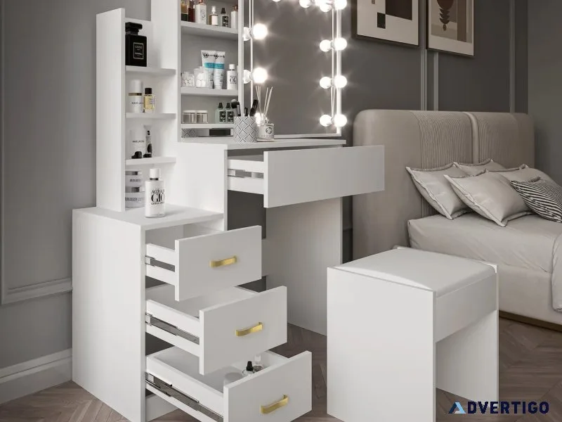 Hollywood-style dressing table with drawers