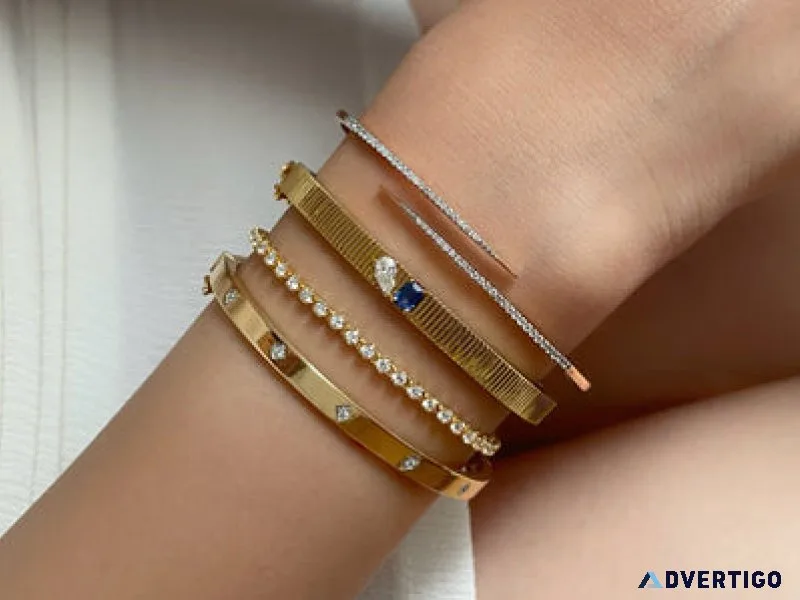 Handcrafted gold & diamond bracelets for every moment