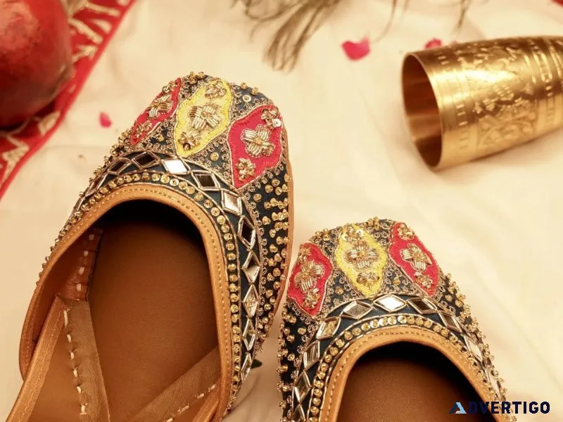 Gulbhahar handcrafted juttis - elegance at every step