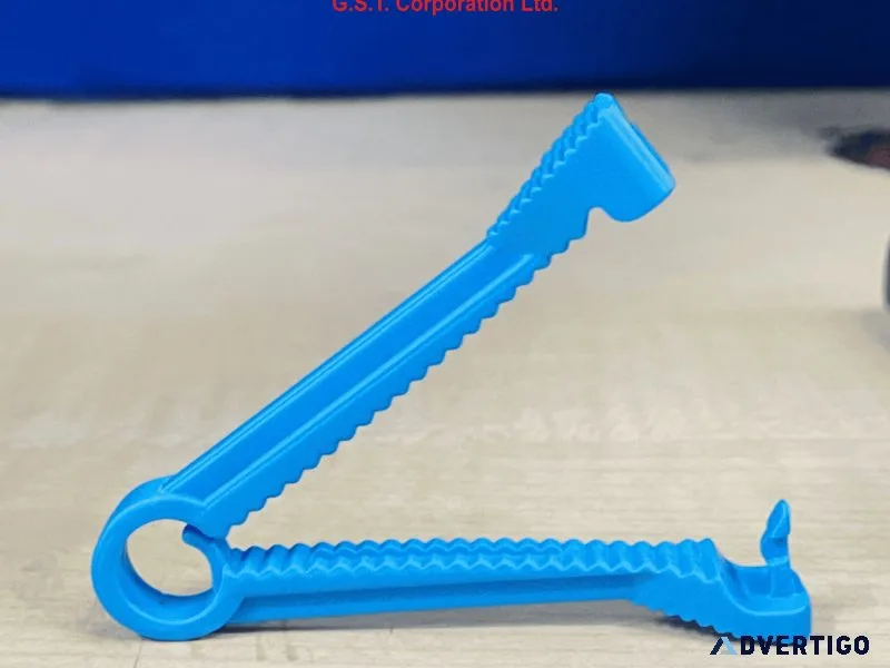 Medical-grade cord clamp for newborn protection