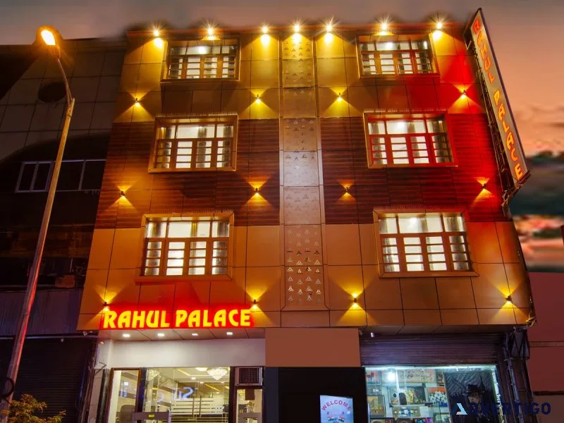 Best hotel near blk hospital