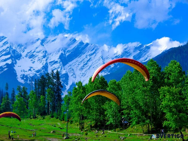 Paragliding in manali