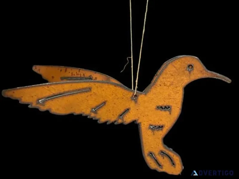Rusty metal yard decorations that bring character to your outdoo