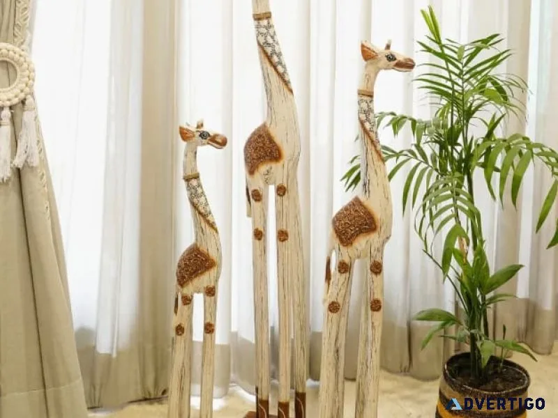 Handcrafted wooden giraffe | rustic art that stands tall