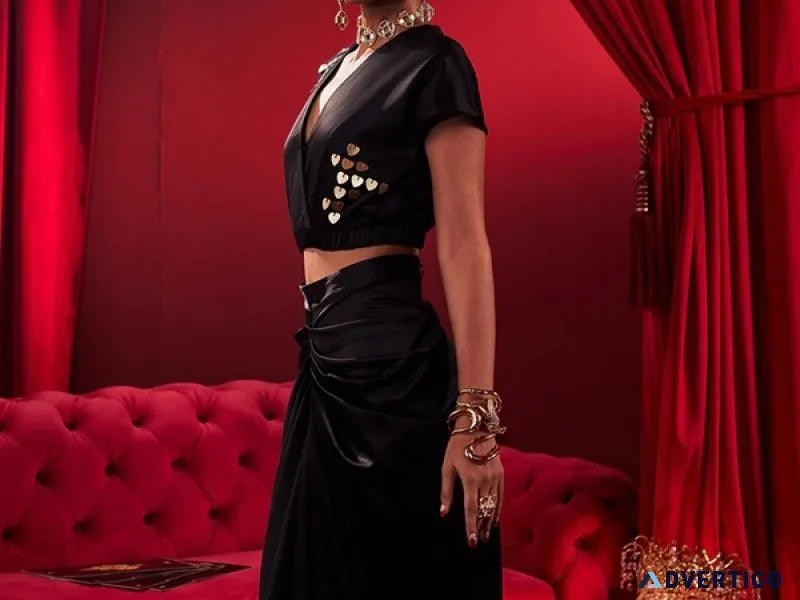 Golden hearts embroidered co-ord set – evening party gown for wo