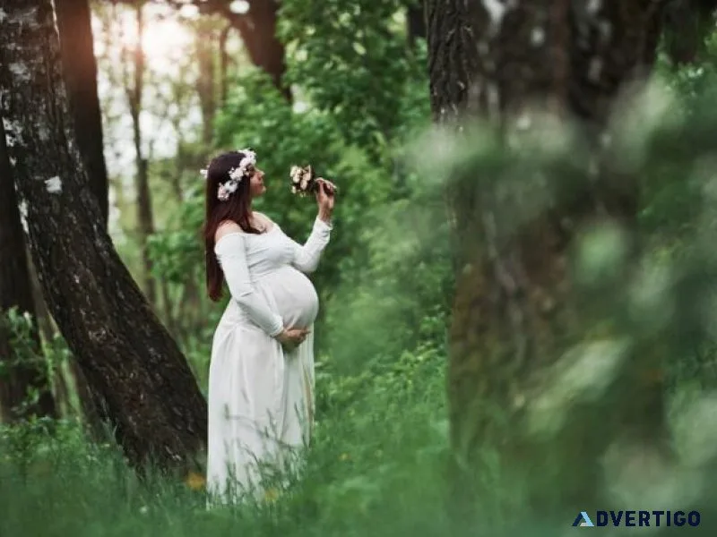 Best maternity photographers in noida
