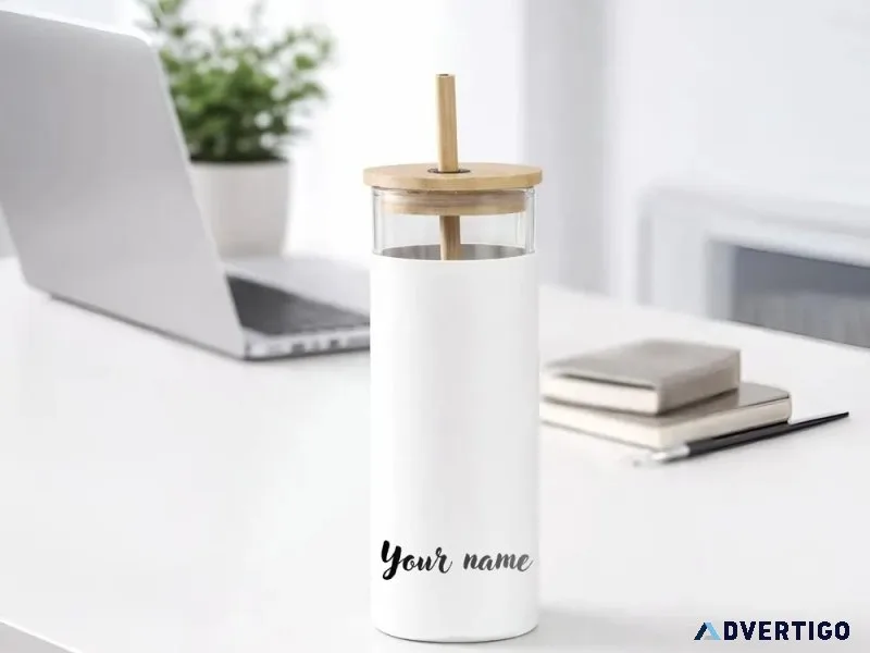 Glass sipper with straw