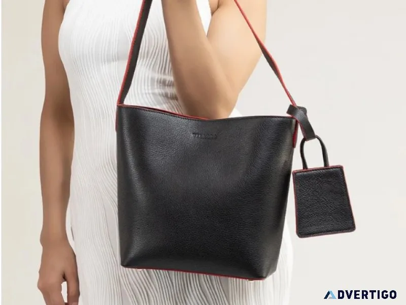 Leather tote bag