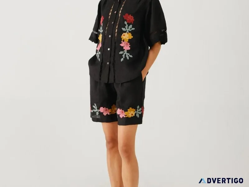 Discover stylish travel outfits for every journey