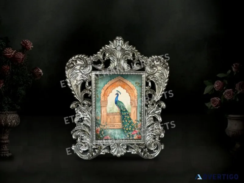 Silver picture frame