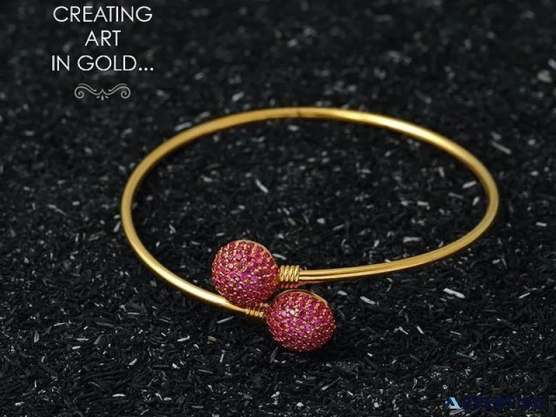 Gold bracelet