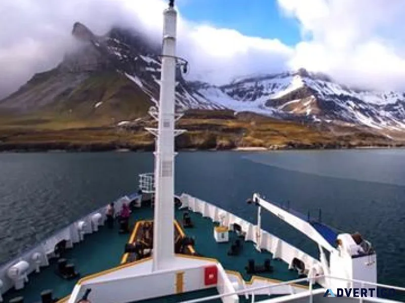 Arctic summer cruise with oceanwide expeditions