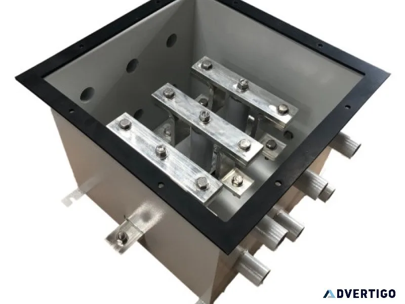 Link box with and without svl cable accessories