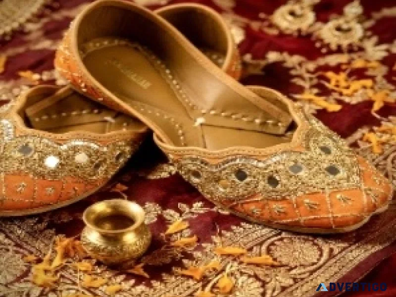 Stylishly made punjabi juttis for weddings festivals ethnic o